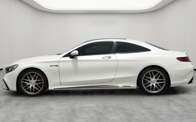 Mercedes AMG S63 - image 2