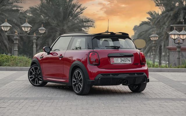 Mini COOPER S - image 4