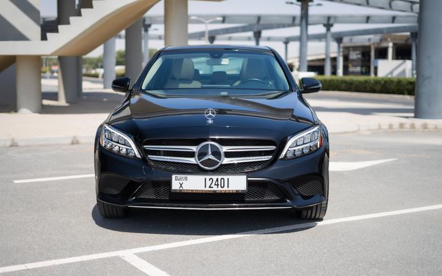 Mercedes C300 - image 3