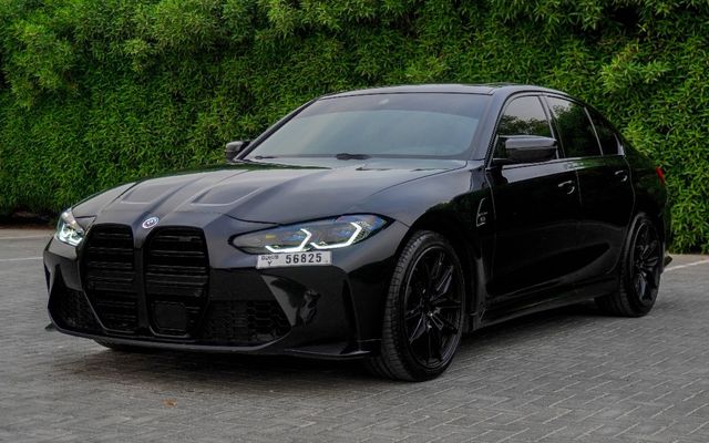BMW 330i - image 1