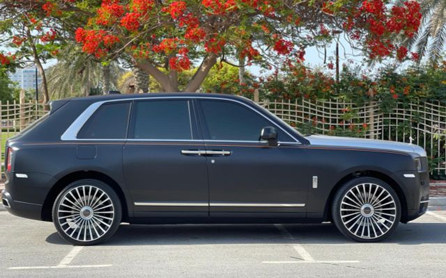 ROLLS ROYCE CULLINAN - image 2