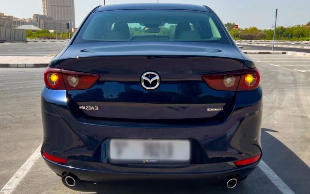 MAZDA 3 - image 3
