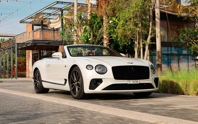 Bentley Continental GTC – Picture 4