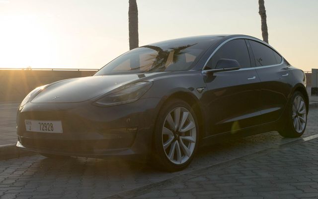 Tesla Model 3 – Picture 1