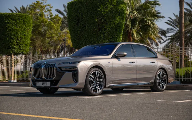 BMW 740i M Kit - image 1