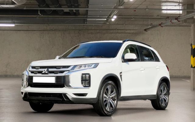 Mitsubishi ASX Low Line L 2.0L - image 1