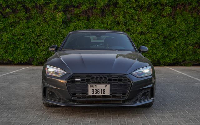 Audi A5 convertible - image 2
