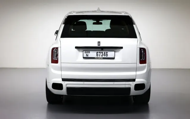 Rolls Royce  BB Cullinan - image 4