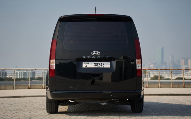 Hyundai Staria - image 4
