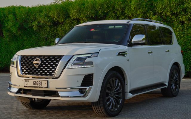Nissan Patrol Platinum - image 1