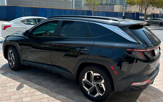Hyundai Tucson - image 2