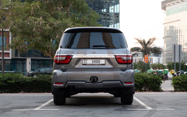 Nissan Patrol - image 4