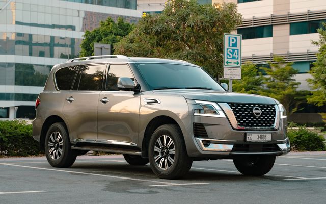 Nissan Patrol - image 3