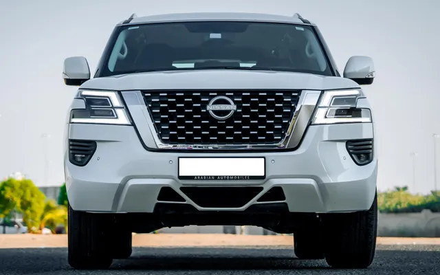 NISSAN PATROL PLATINUM - image 2
