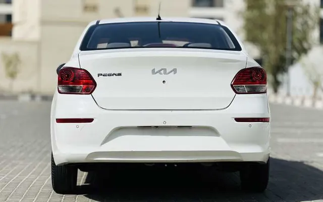 Kia Pegas - image 2