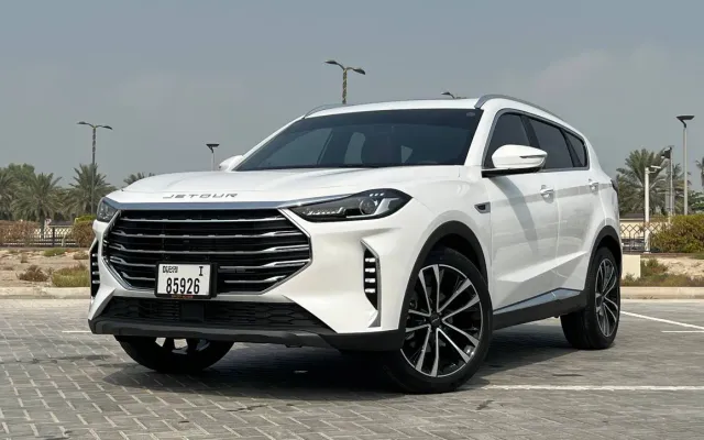 JETOUR X70 PLUS - image 1
