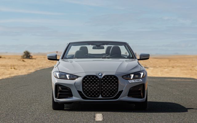 BMW 430 I Convertible - image 3