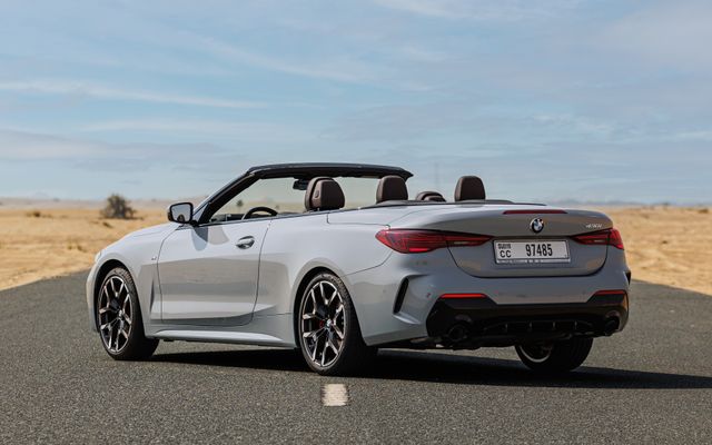 BMW 430 I Convertible - image 4