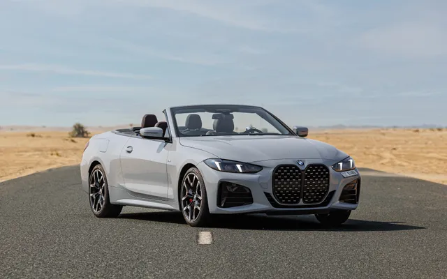 BMW 430 I Convertible - image 1