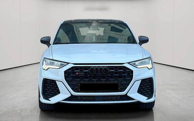 AUDI RS Q3 - image 1