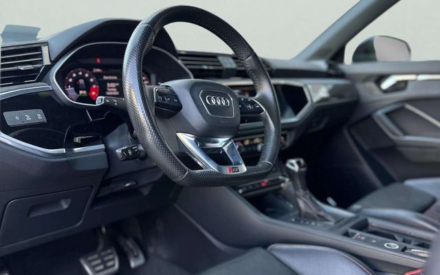 AUDI RS Q3 - image 4