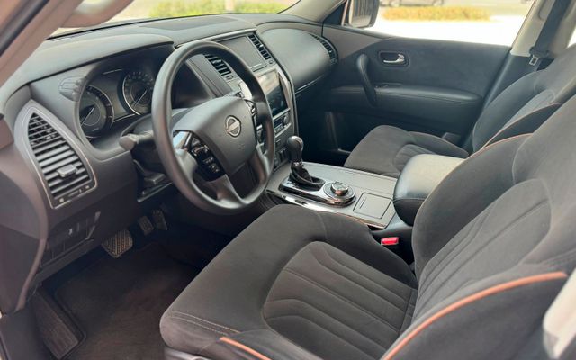 Nissan Patrol - image 4