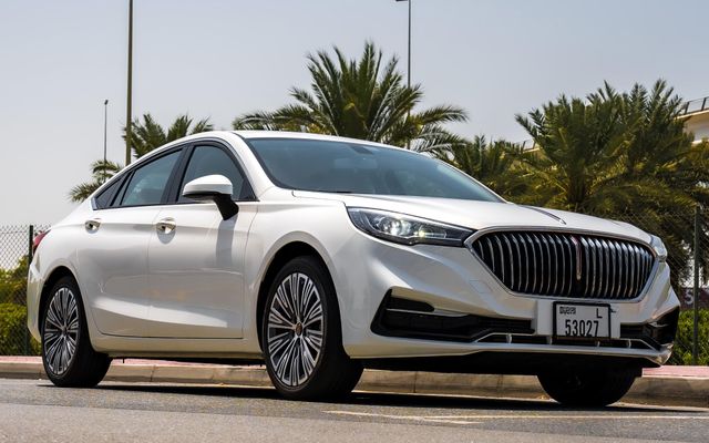 Hongqi H5 - image 1
