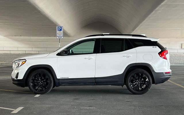 GMC Terrain - image 2