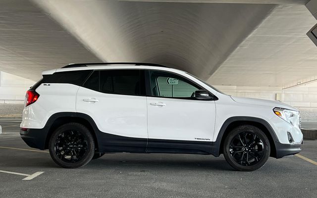 GMC Terrain - image 3