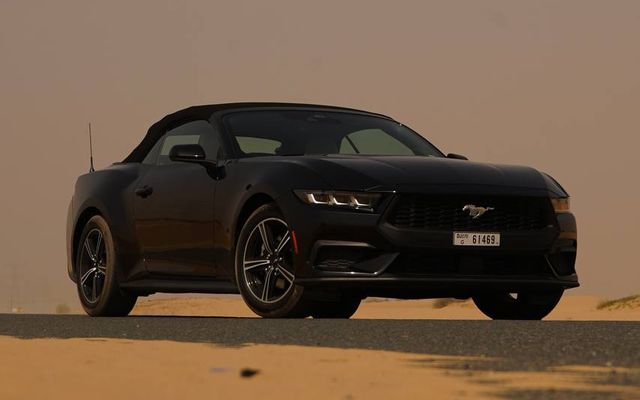 Ford Mustang Cabrio - image 3