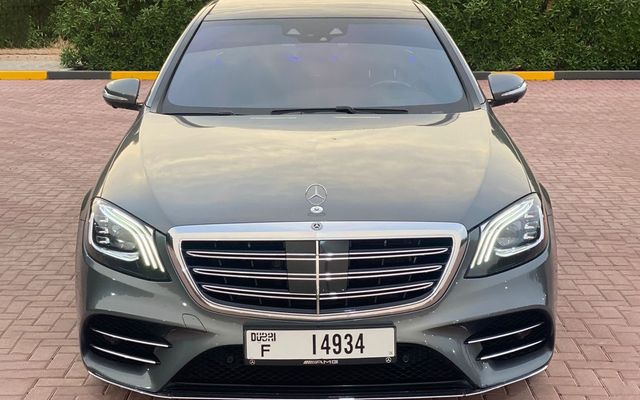 Mercedes Benz S560 - image 2