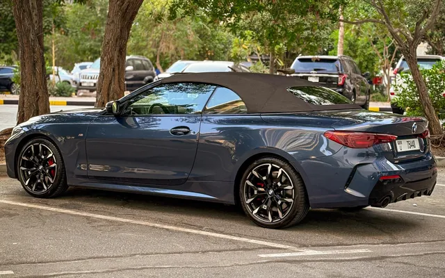 BMW 420i CONVERTIBLE 2025 - image 2