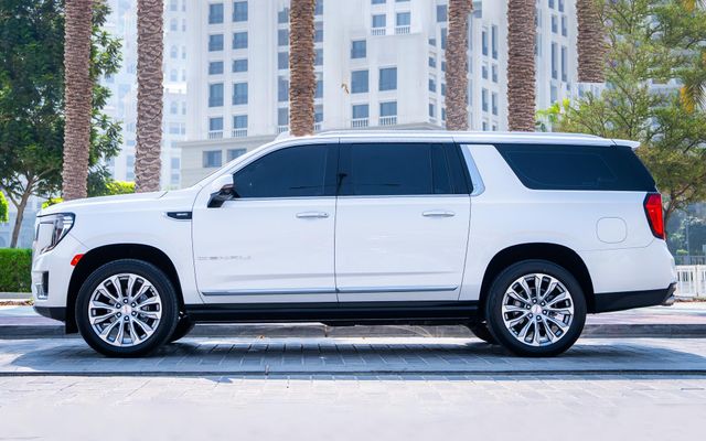 GMC YUKON 2022 - image 2