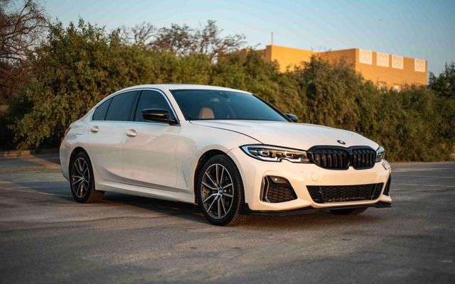 BMW 330I - image 3