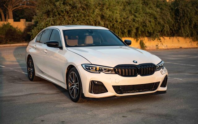 BMW 330I - image 4