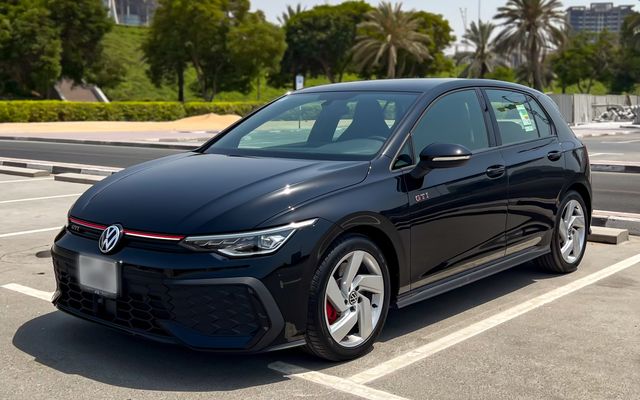 Volkswagen Golf8 GTI Base - image 1