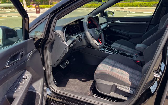 Volkswagen Golf8 GTI Base - image 4