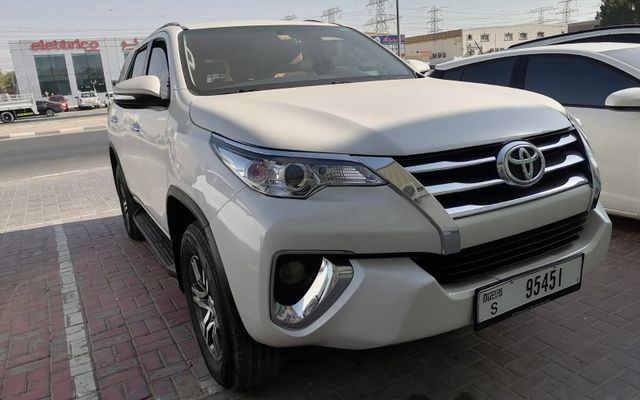 TOYOTA FORTUNER - image 1