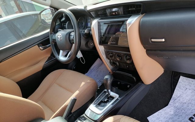 TOYOTA FORTUNER - image 2