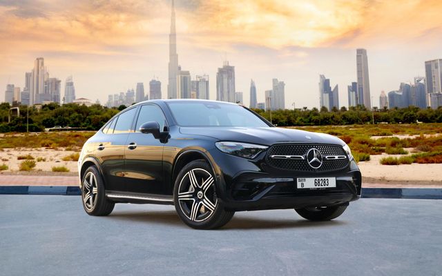 Mercedes Benz GLC200 Coupe Black - image 4