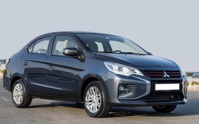 Mitsubishi ATTRAGE - image 1
