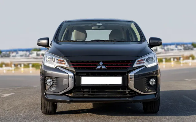 Mitsubishi ATTRAGE - image 3