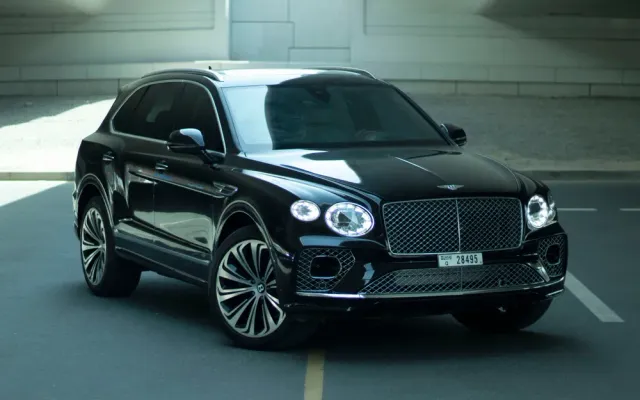 Bentley Bentayga - image 3