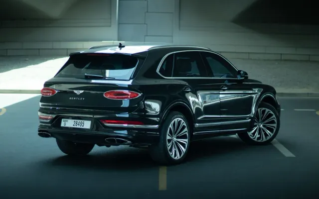 Bentley Bentayga - image 4