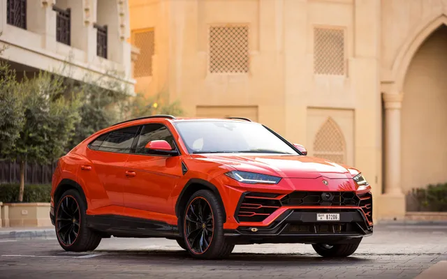 Lamborghini Urus - image 3