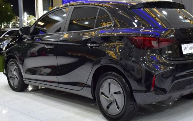 MG 3 - image 3