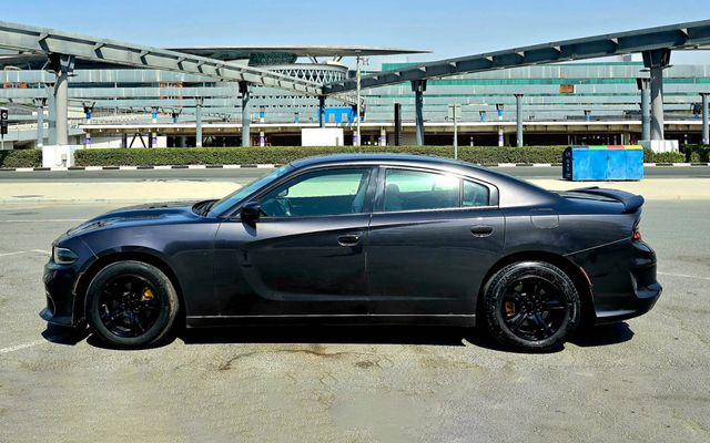 DODGE CHARGER - image 4