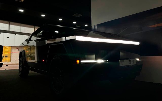 Tesla CYBERTRUCK CYBERBEAST - image 2