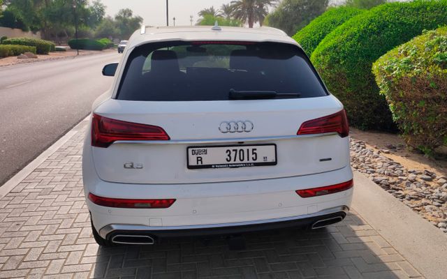 Audi Q5 S-Line Quattro - image 4