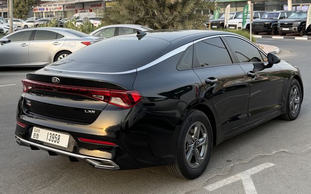 KIA K5 - image 4